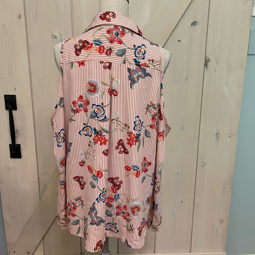 Spring/Summer Shoulder-Less Button Down Shirt - image 4